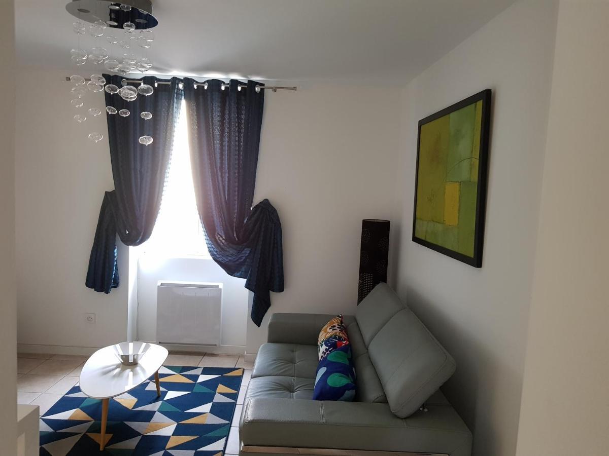 Jolie Appartement Moderne A Роан Экстерьер фото